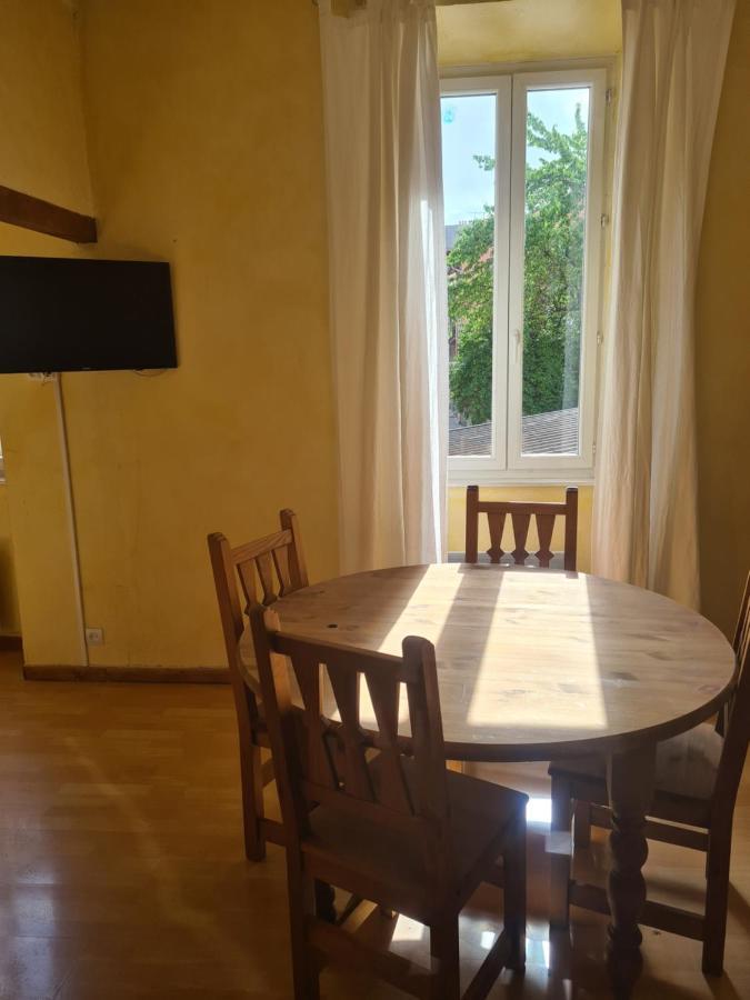 Appart Plein Centre Lit King Size Et Canape Lit Barcelonnette Εξωτερικό φωτογραφία